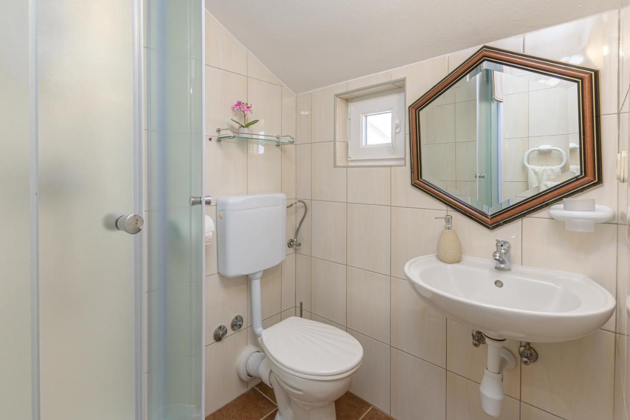 Villa Carla With Private Pool & Kids Playground - Pet Friendly Mutvoran المظهر الخارجي الصورة
