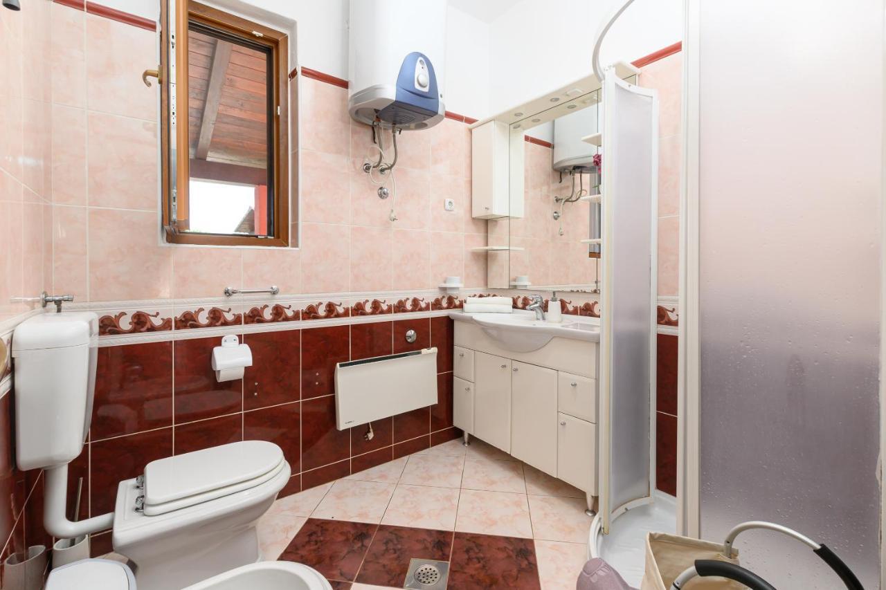 Villa Carla With Private Pool & Kids Playground - Pet Friendly Mutvoran المظهر الخارجي الصورة