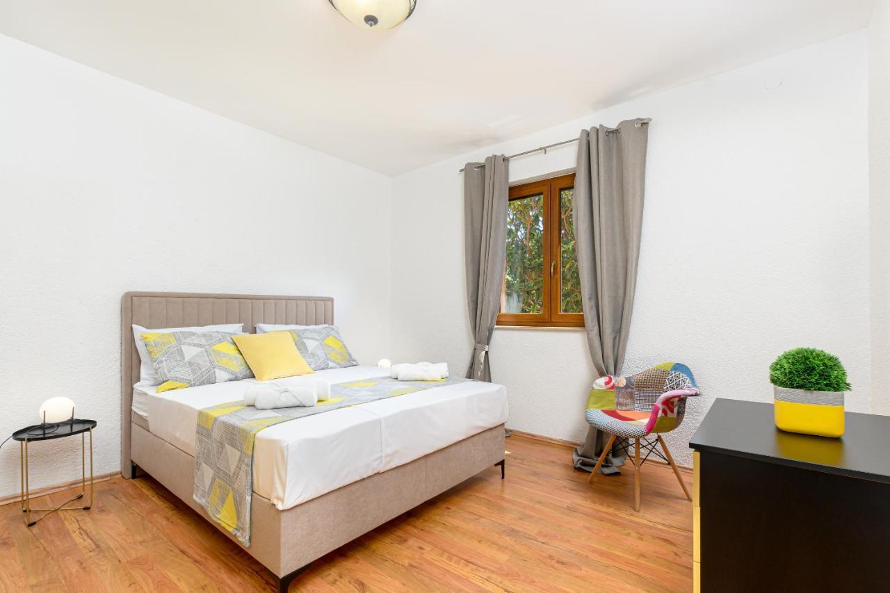 Villa Carla With Private Pool & Kids Playground - Pet Friendly Mutvoran المظهر الخارجي الصورة